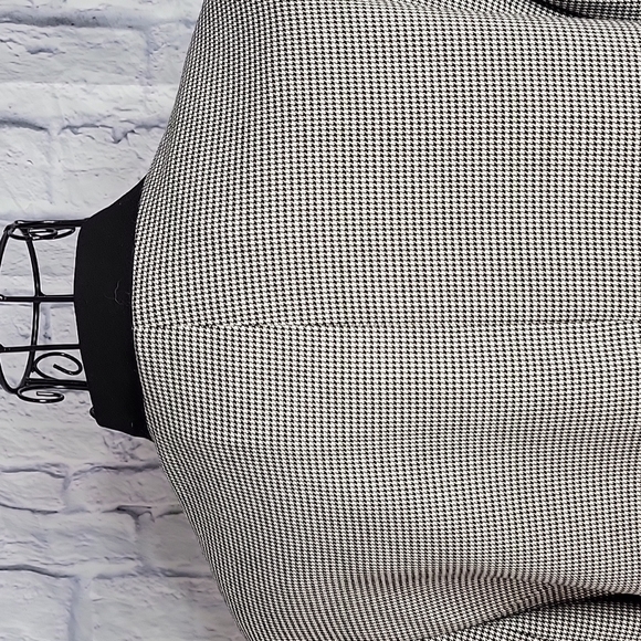 NINE WEST Short Black and White Houndstooth Jacket Size 10 - Picture 5 of 7